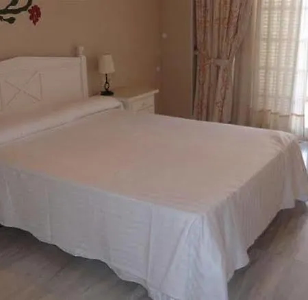 Pueblo Quinta Dos Szálloda *